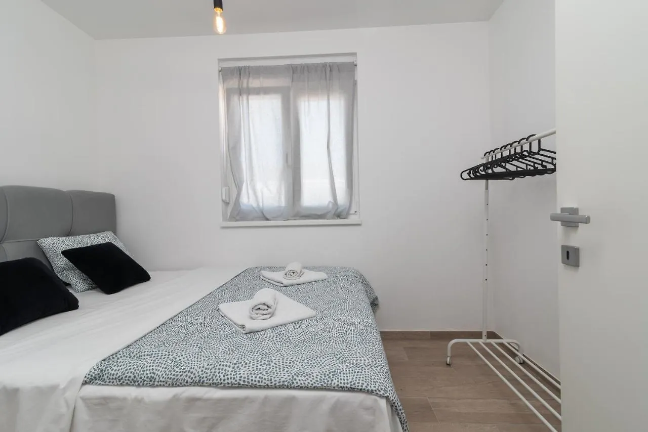 Apartman Cviki Apartment Trogir Croatia