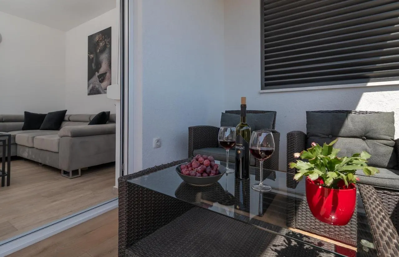 Apartman Cviki Apartment Trogir Croatia